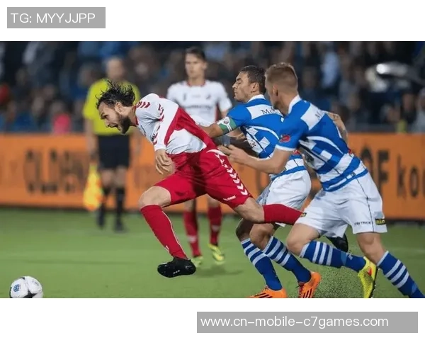 荷甲芬洛对费耶诺德比赛腰斩原因揭秘及后续影响分析